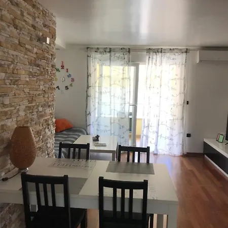 Apartamento Stinjan